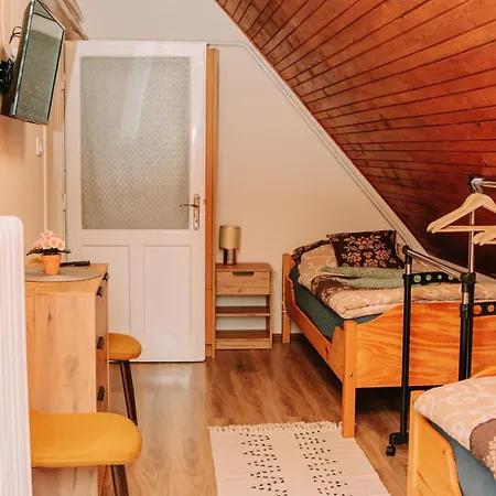 Teodor Apartment *