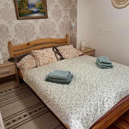 Teodor Apartment
